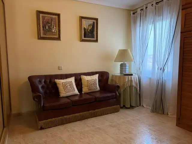 Sala d'estar de Casa o xalet en venda en Villalbilla amb Calefacció i Jardí privat