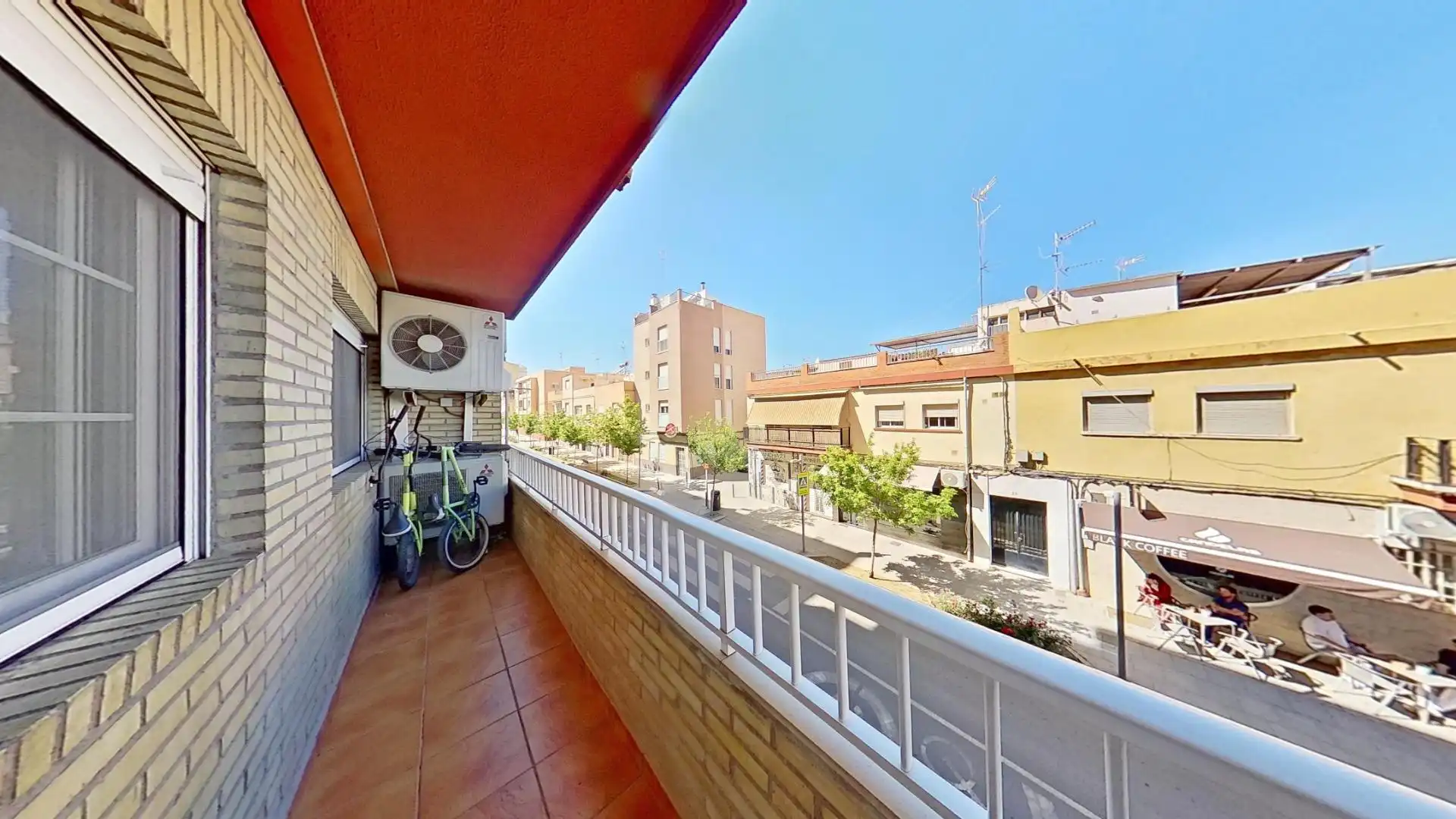 Vista exterior de Piso en venta en Motril con Aire acondicionado, Calefacción y Balcón