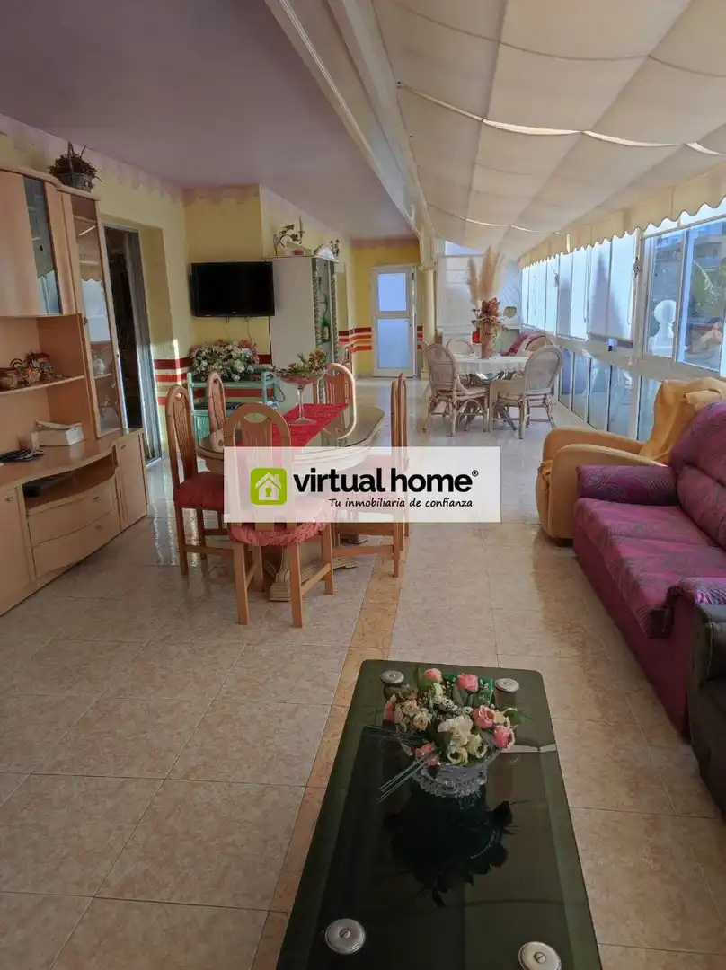 Sala de estar de Finca rústica en venta en Benidorm con Aire acondicionado y Calefacción