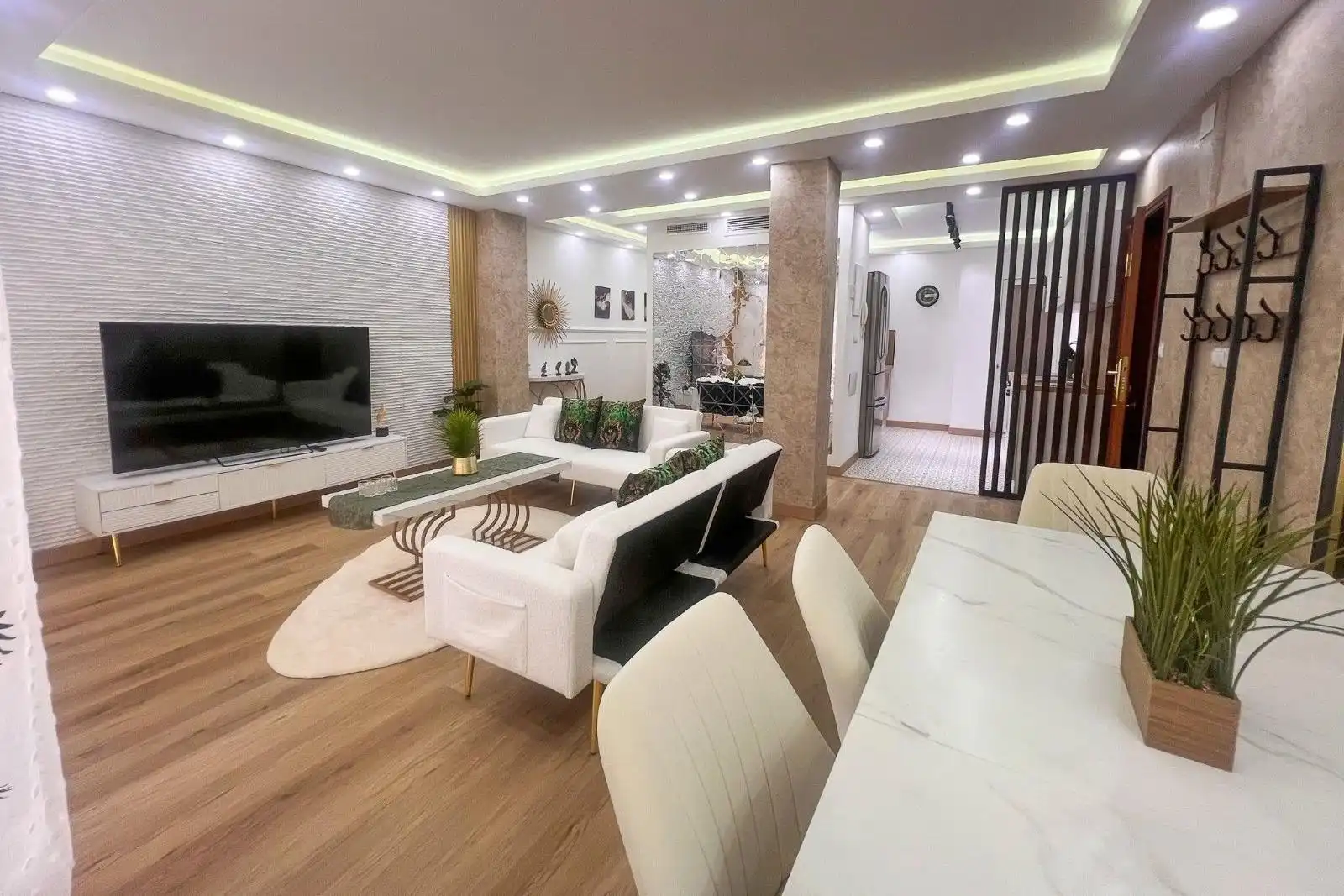Apartamento con terraza en venta en Calle C. Canónigo Torres 15, imagen 2