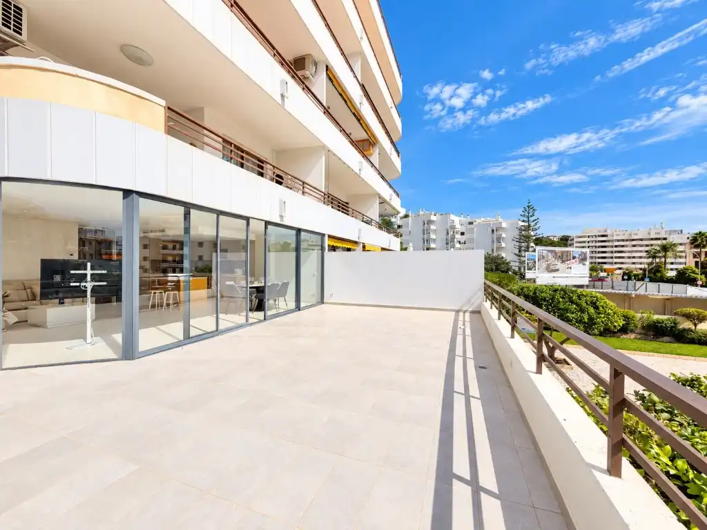Apartamento con piscina en venta en Portals Nous, imagen 18