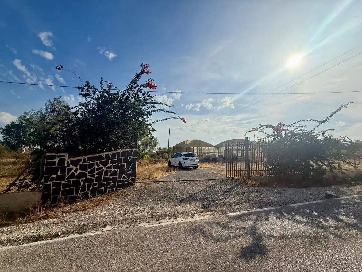 Residential zum Verkauf in Peña de las Águilas
