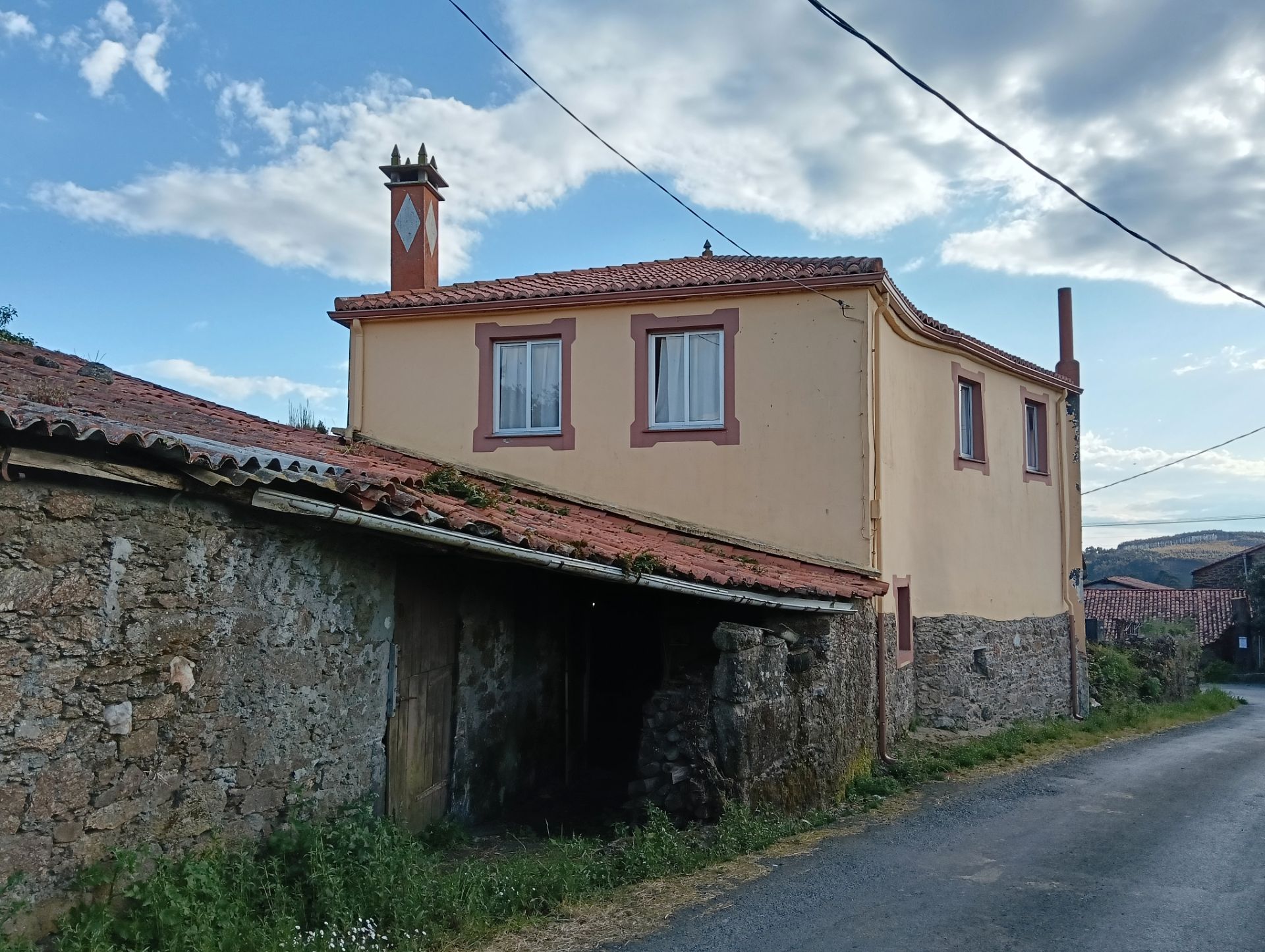 Vista exterior de Casa o xalet en venda en Boimorto amb Traster