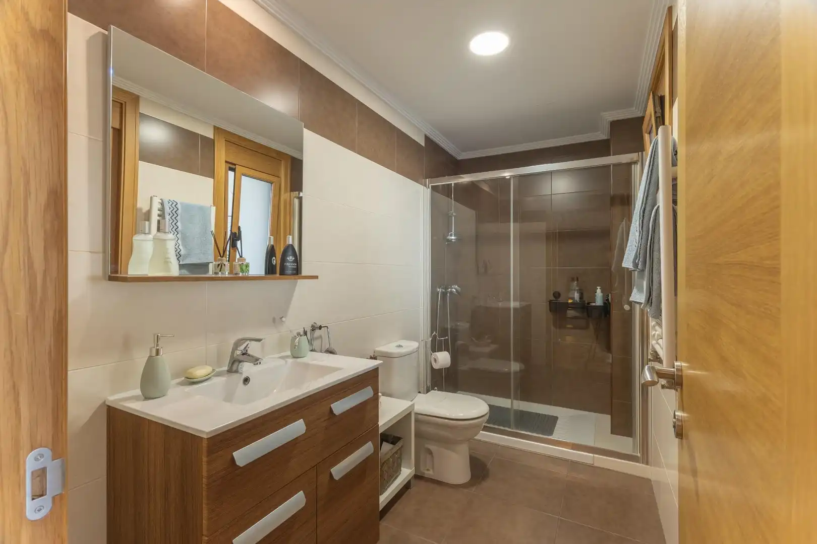 Baño de Casa adosada en venta en Moaña con Calefacción, Terraza y Amueblado