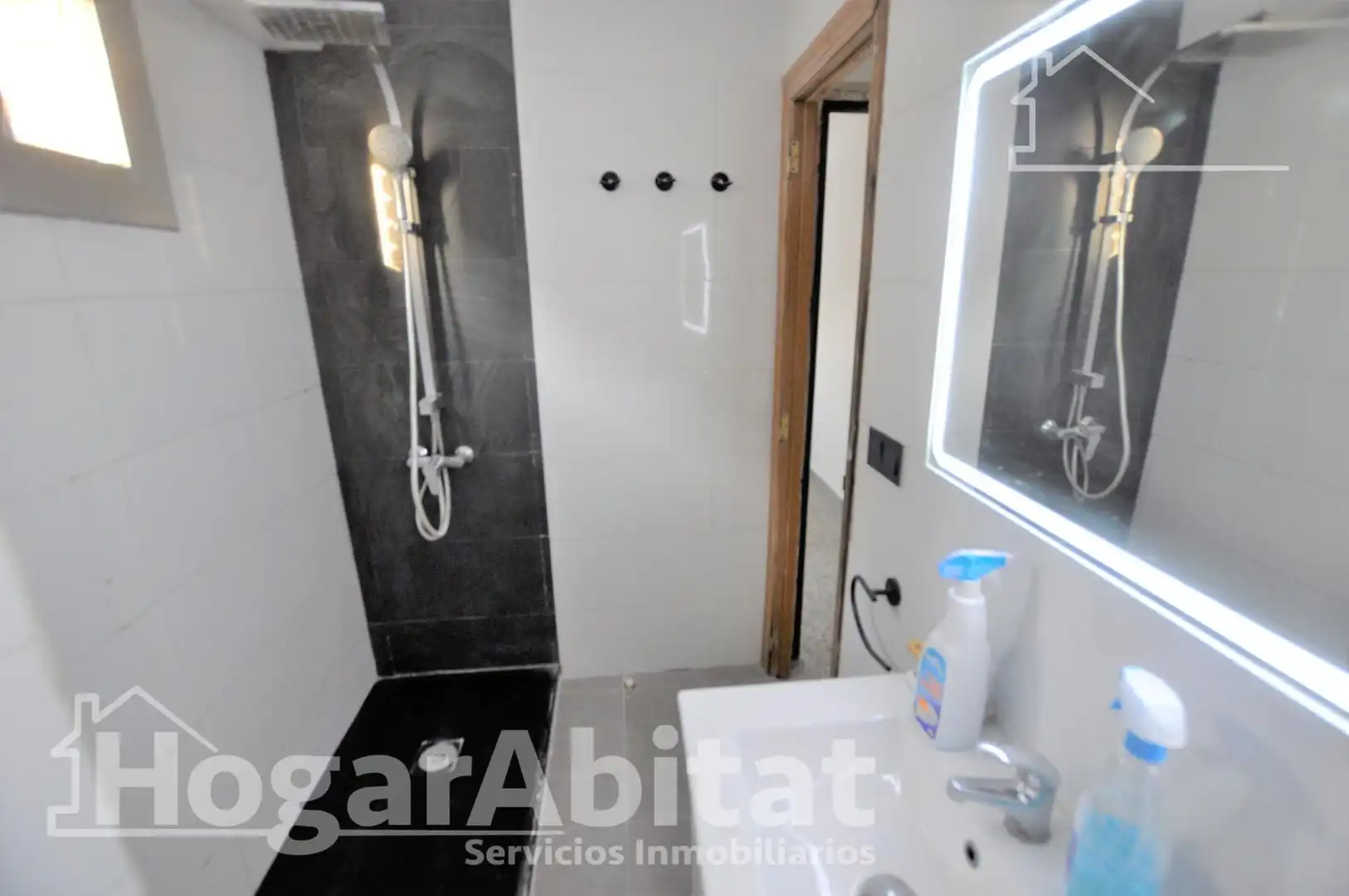 Baño de Ático en venta en Valencia con Aire acondicionado, Calefacción y Terraza