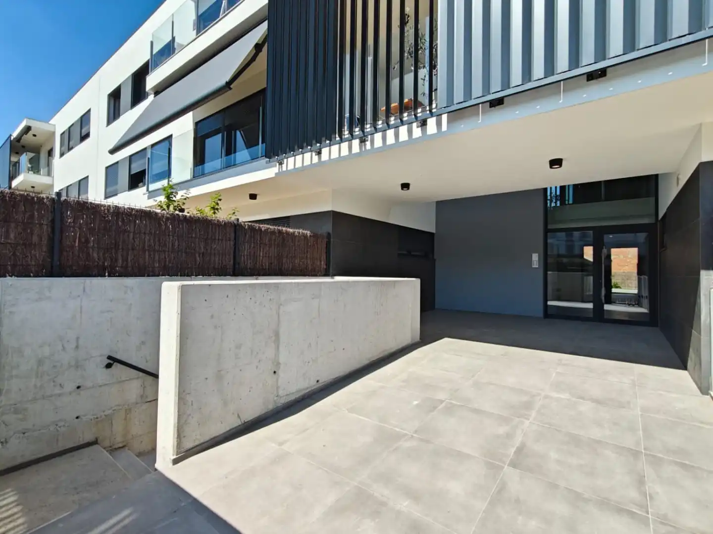 Terrace of Flat for rent in Girona  with Air Conditioner, Heating and Terrace