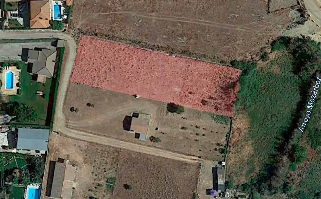 Residential land for sale in Calle Pedro Almodovar, imagen 2