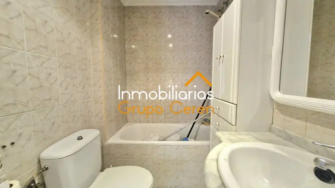 Piso en venta en Castañares de Rioja