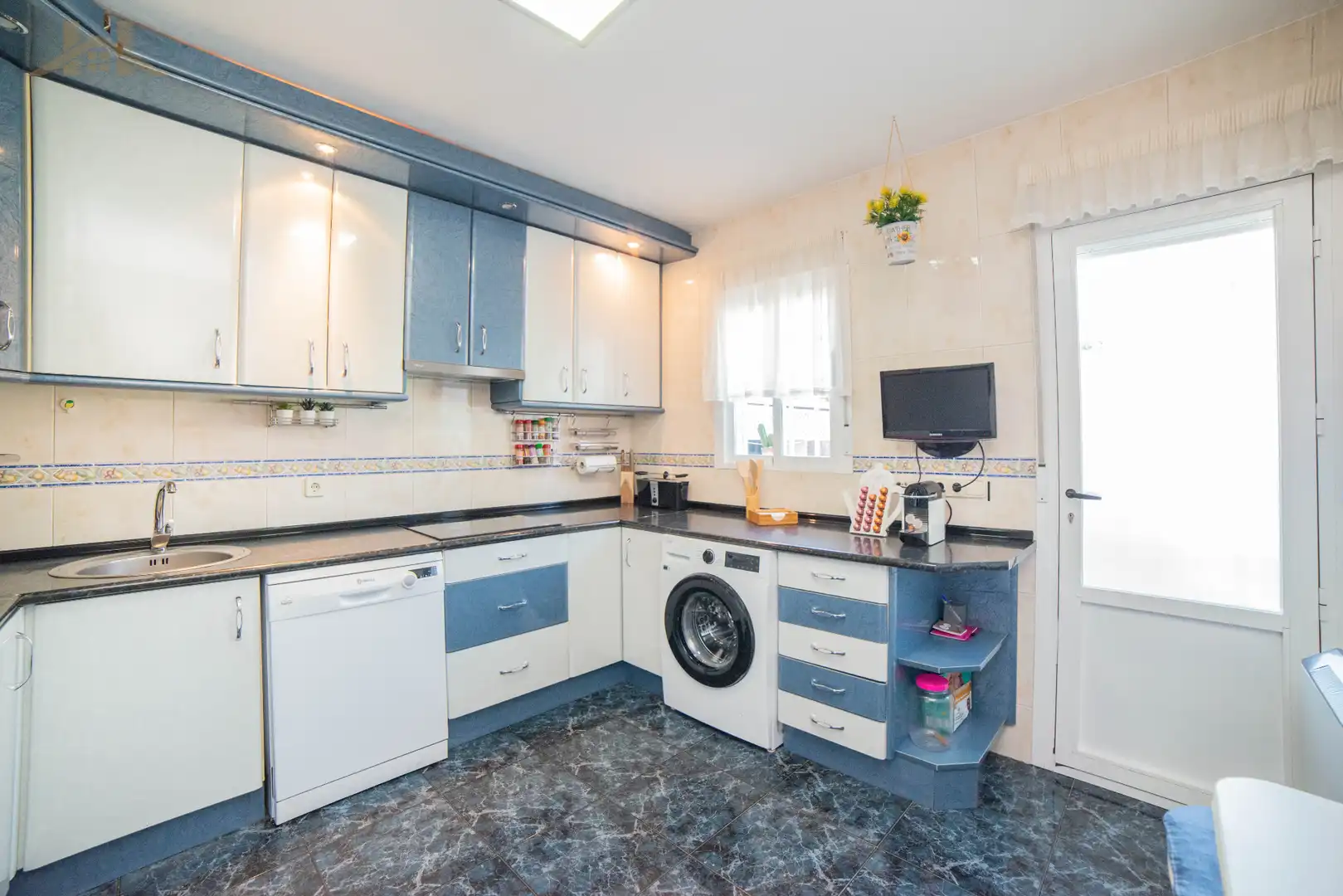 Küche von Haus oder Chalet zum Verkauf in Méntrida mit Klimaanlage, Heizung und Privatgarten