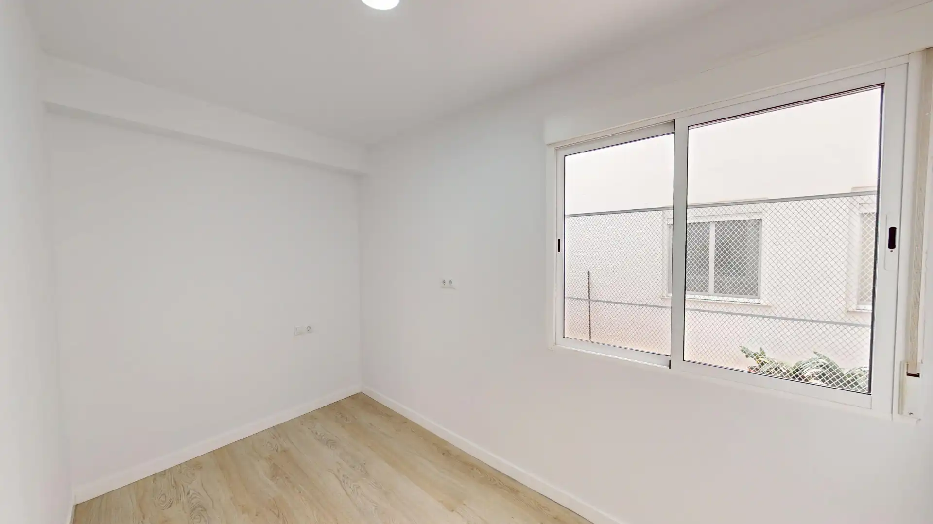 Schlafzimmer von Wohnung zum Verkauf in Elche / Elx