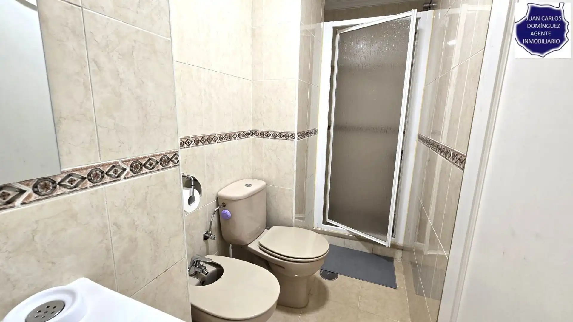 Bany de Apartament de lloguer en Las Palmas de Gran Canaria amb Terrassa