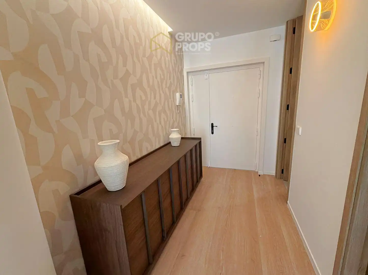 Apartamento en venta en Madrid con Calefacción y Amueblado