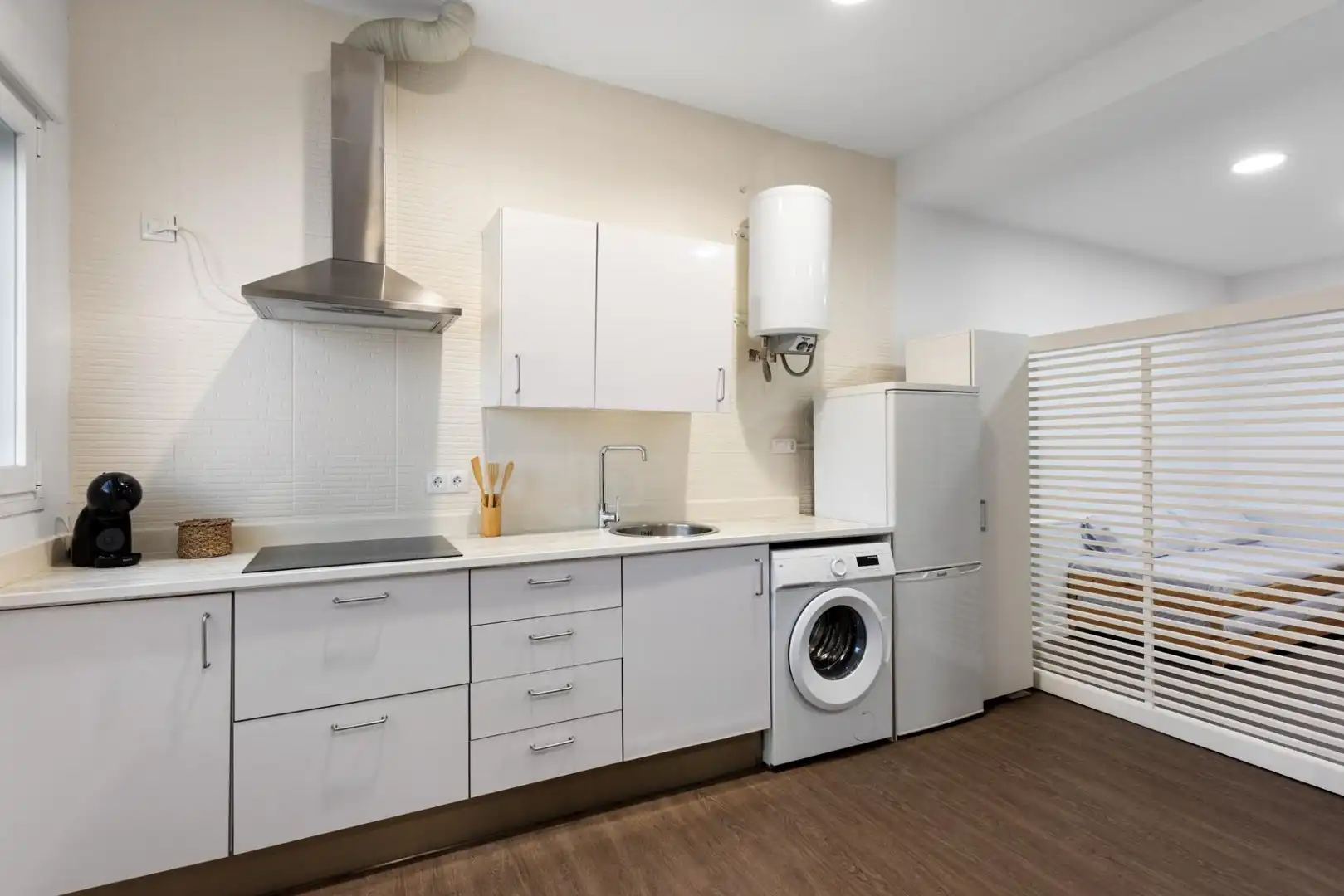 Kitchen of Ground floor for sale in Málaga  with Air Conditioner, Parquet flooring and Furnished