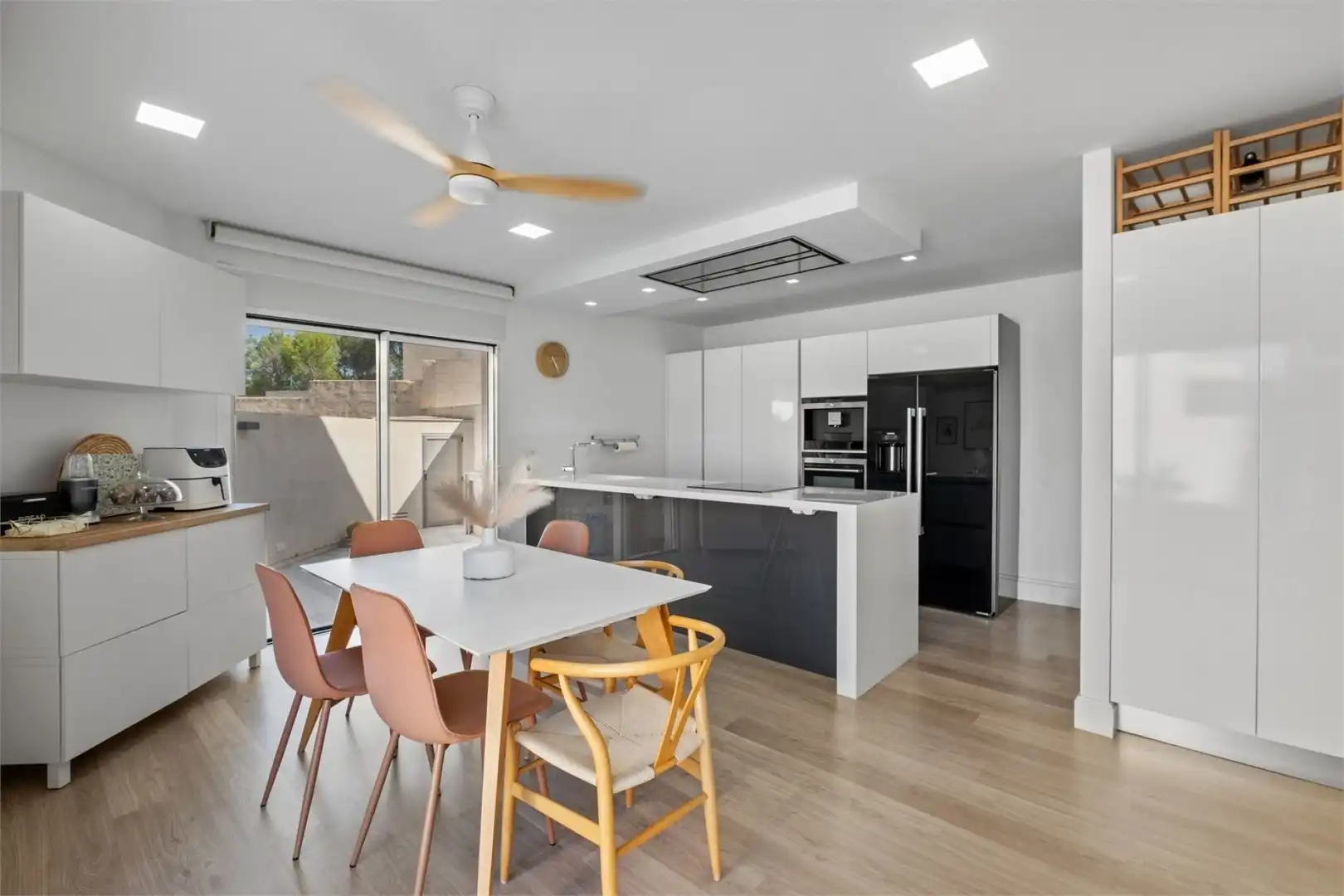 Cocina de Casa o chalet en venta en La Nucia con Aire acondicionado, Calefacción y Terraza