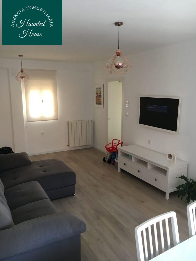 Living room of Flat for rent in  Albacete Capital  with Heating and Parquet flooring