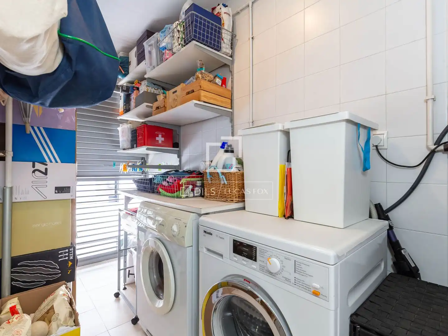 Kitchen of Flat for sale in Sant Just Desvern  with Air Conditioner, Heating and Parquet flooring
