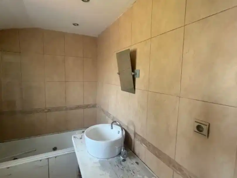 Baño de Piso en venta en Estepona con Aire acondicionado, Piscina y Balcón