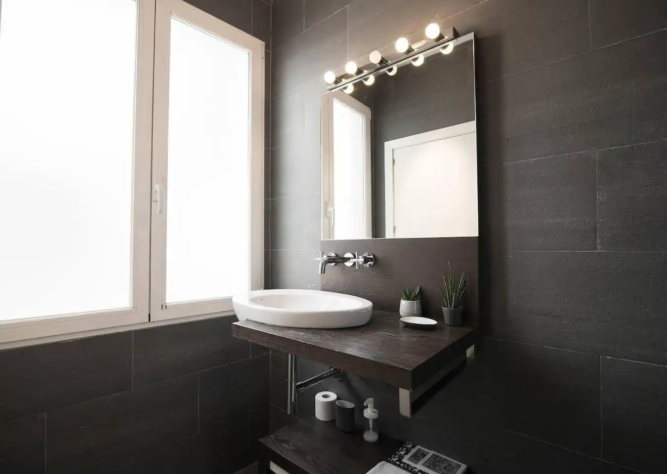 Bathroom of Flat for rent in Barcelona