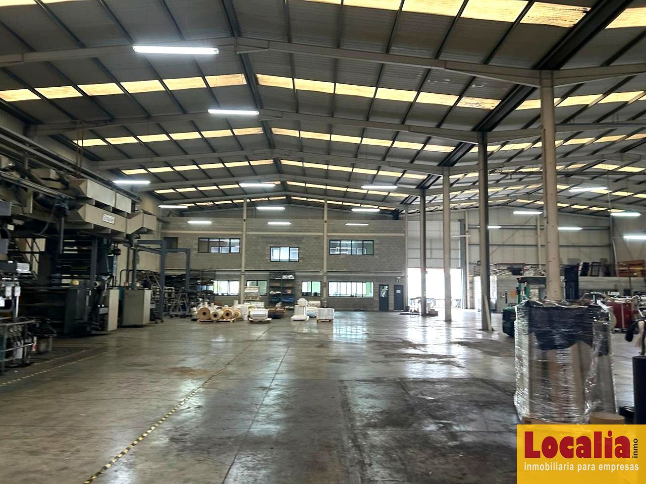 Industrial buildings to rent in Medio Cudeyo