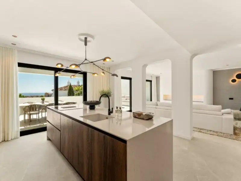Apartamento con piscina en venta en Calle Hernán Cortés 9, imagen 17