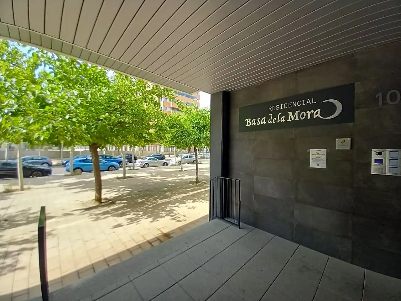 Vista exterior de Local de alquiler en Zaragoza