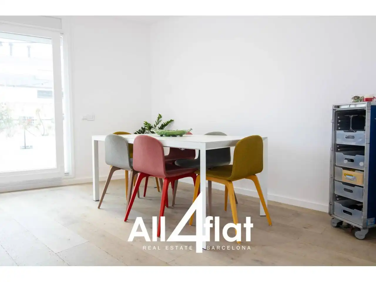 Dining room of Attic for rent in Barcelona  with Air Conditioner, Heating and Parquet flooring