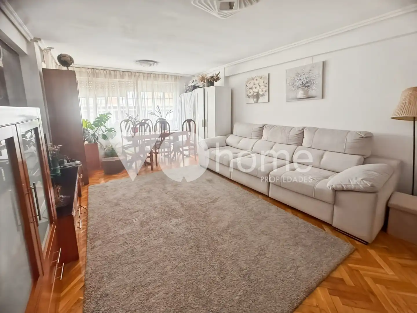 Living room of Flat for sale in  Madrid Capital  with Heating and Furnished