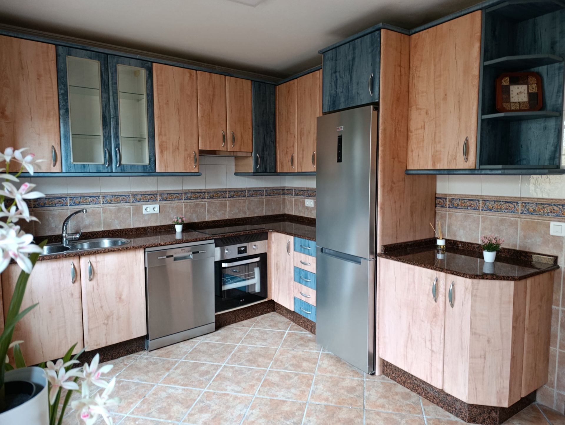 Kitchen of Single-family semi-detached for sale in Avilés  with Heating, Storage room and Furnished