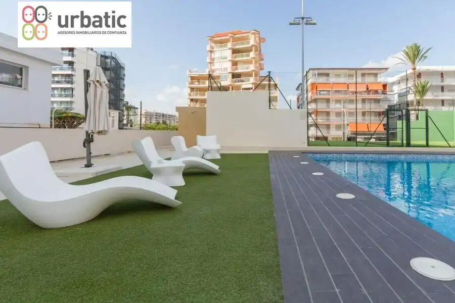 Apartamento con piscina en venta en Paseo MARITIM NEPTU 63, imagen 6