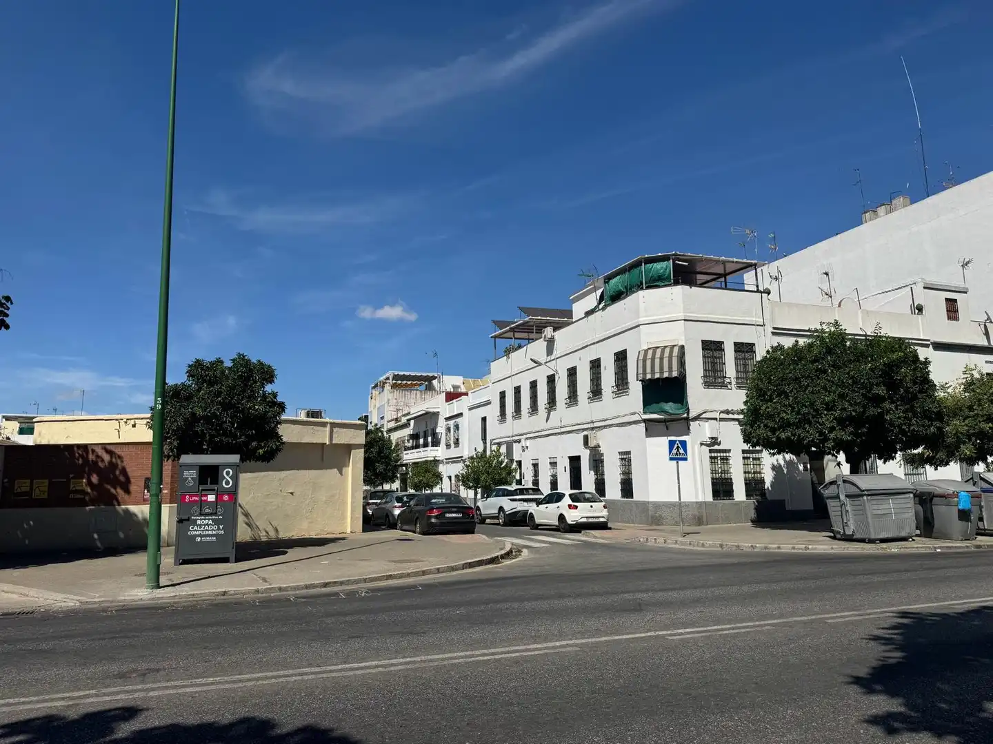 Exterior view of Houses for sale in Sevilla  with Terrace and Balcony