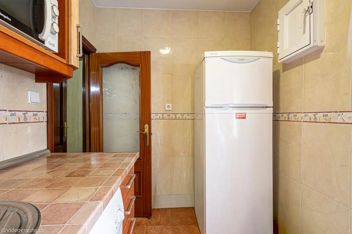 Küche von Erdgeschoss zum Verkauf in Alcalá de Henares mit Heizung, Terrasse und Balkon