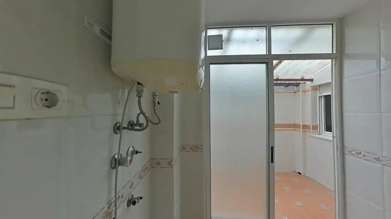 Bany de Pis en venda en Alicante / Alacant