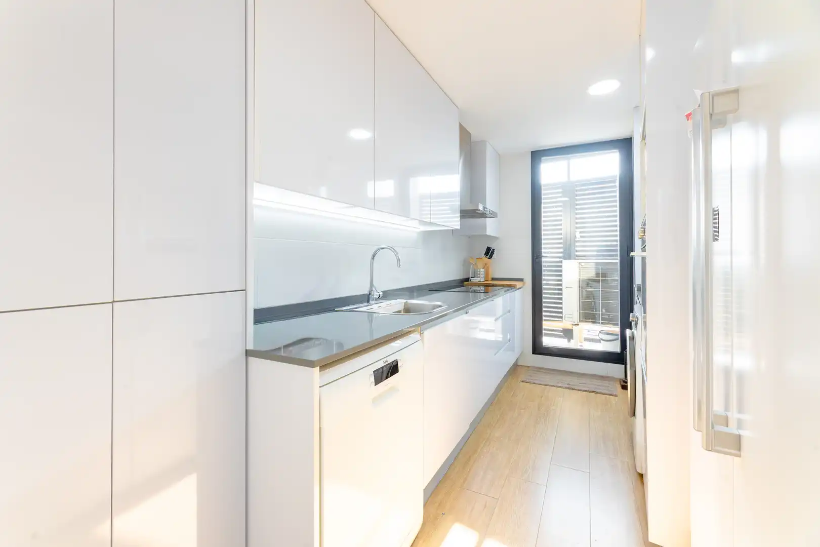 Cocina de Piso en venta en Valencia con Trastero, Piscina y Balcón