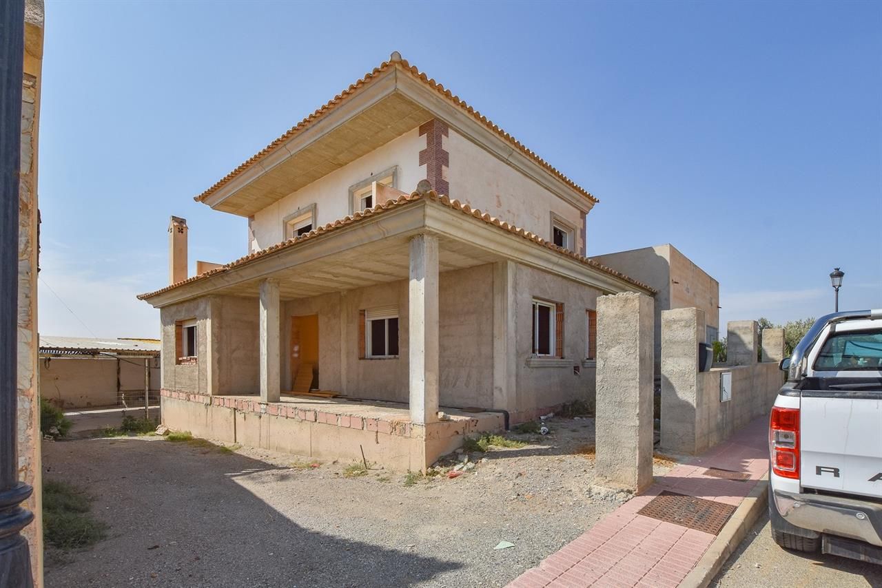 Exterior view of Single-family semi-detached for sale in Huércal-Overa  with Swimming Pool