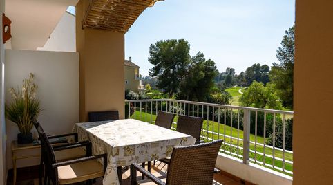 Foto 2 de Apartament en venda a Los Arqueros - Puerto del Almendro, Benahavís