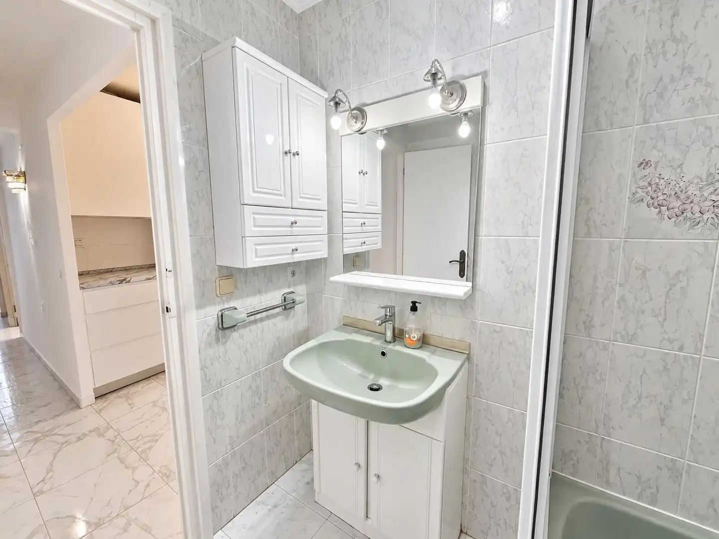 Badezimmer von Wohnung zur Miete in Pla - Carolinas