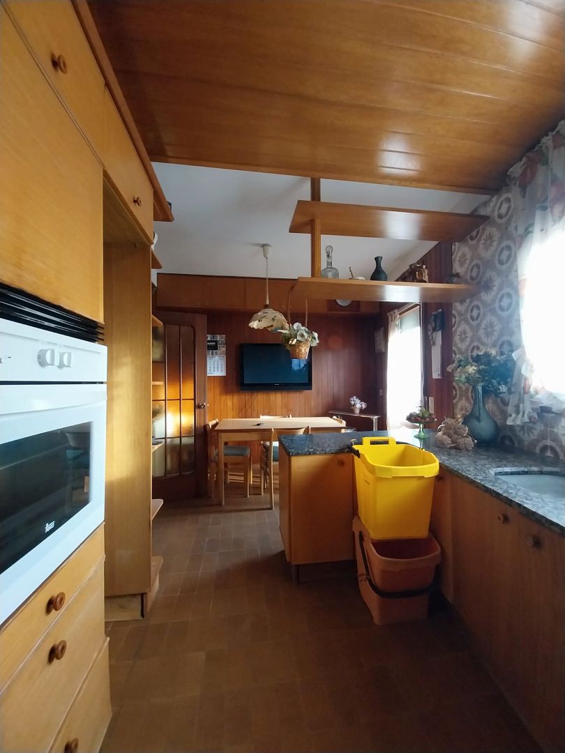 Cocina de Dúplex en venta en Vilablareix con Parquet, Terraza y Horno