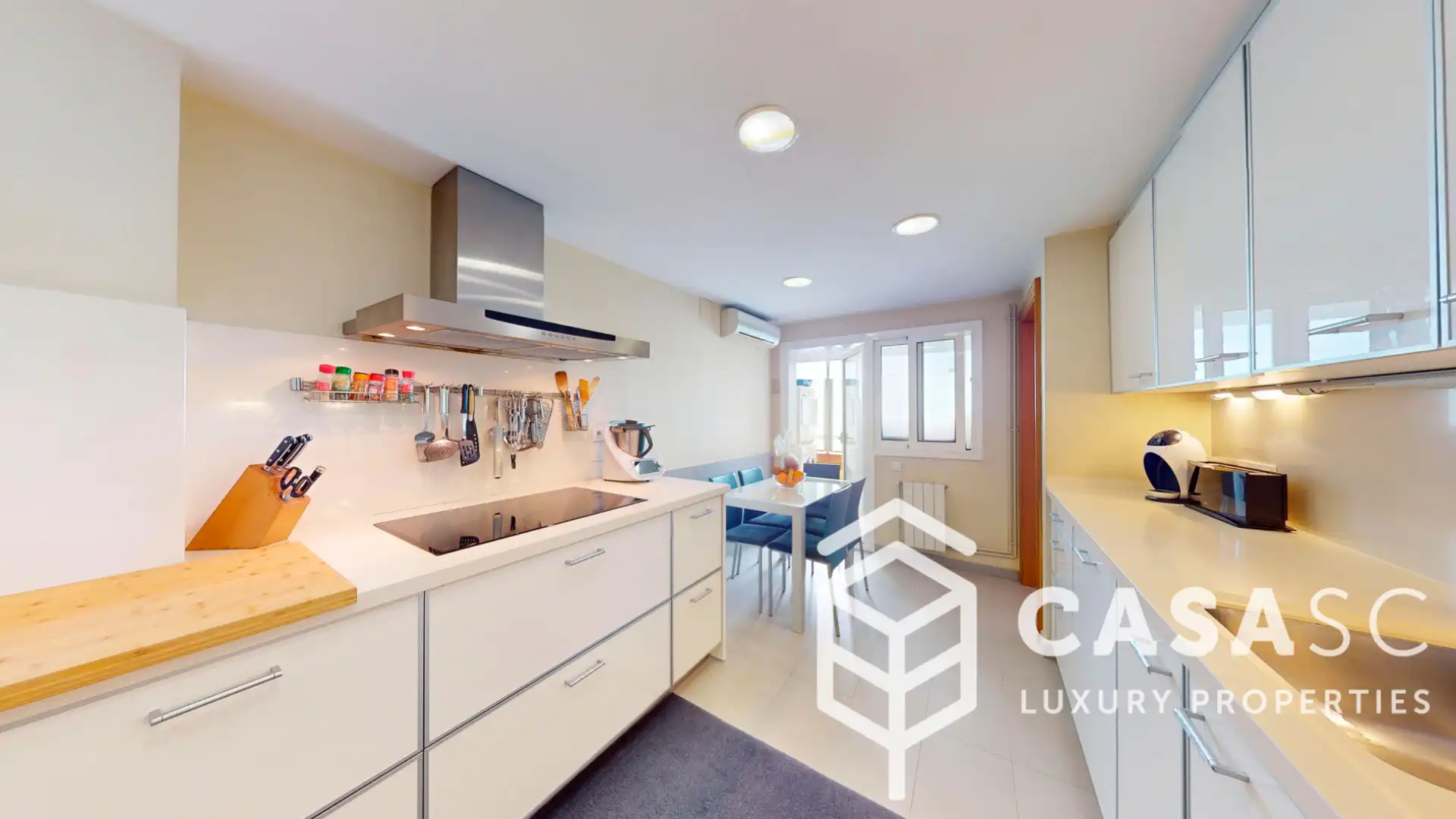 Kitchen of Attic for sale in Sant Cugat del Vallès  with Air Conditioner, Heating and Parquet flooring
