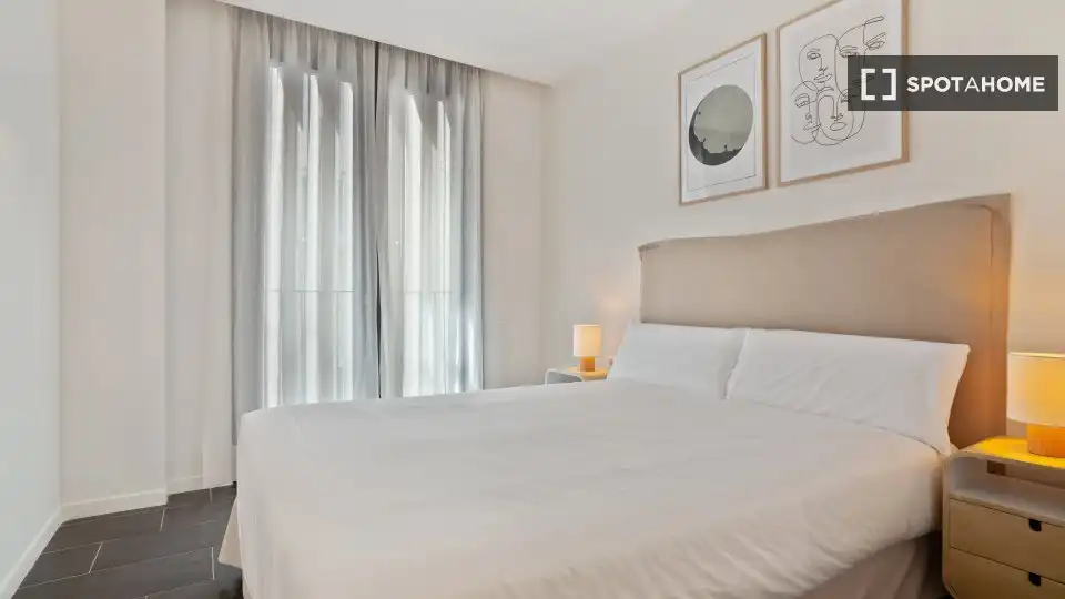 Bedroom of Flat for rent in Barcelona  with Air Conditioner, Heating and Furnished