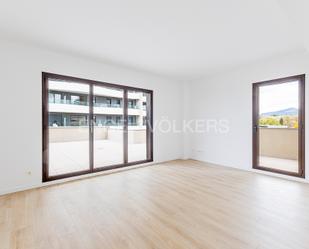 Living room of Apartment to rent in Sant Joan Despí  with Air Conditioner, Heating and Parquet flooring