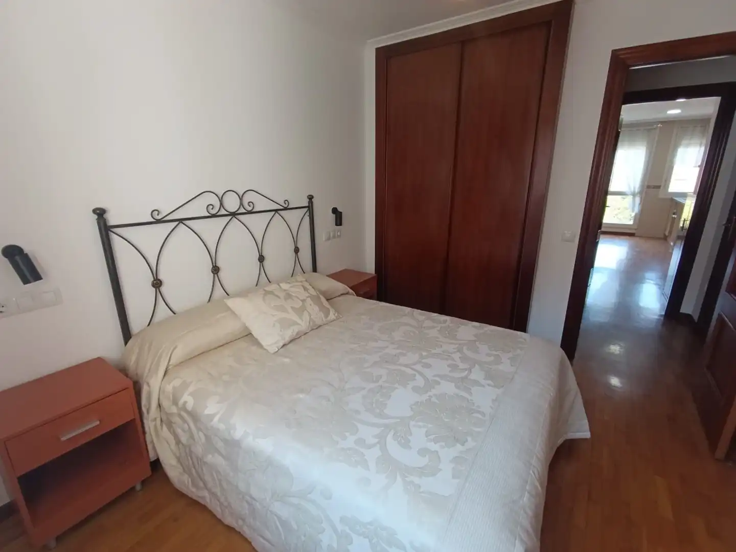 Bedroom of Apartments for rent in Gijón   with Heating, Storage room and Furnished