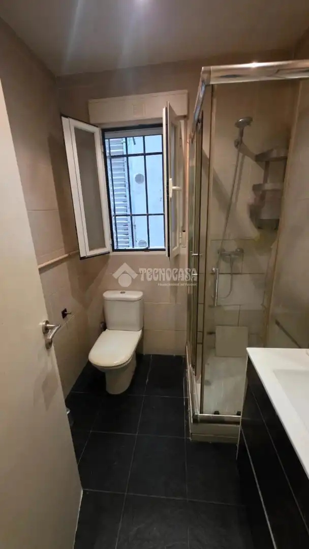 Baño de Piso en venta en Madrid con Calefacción
