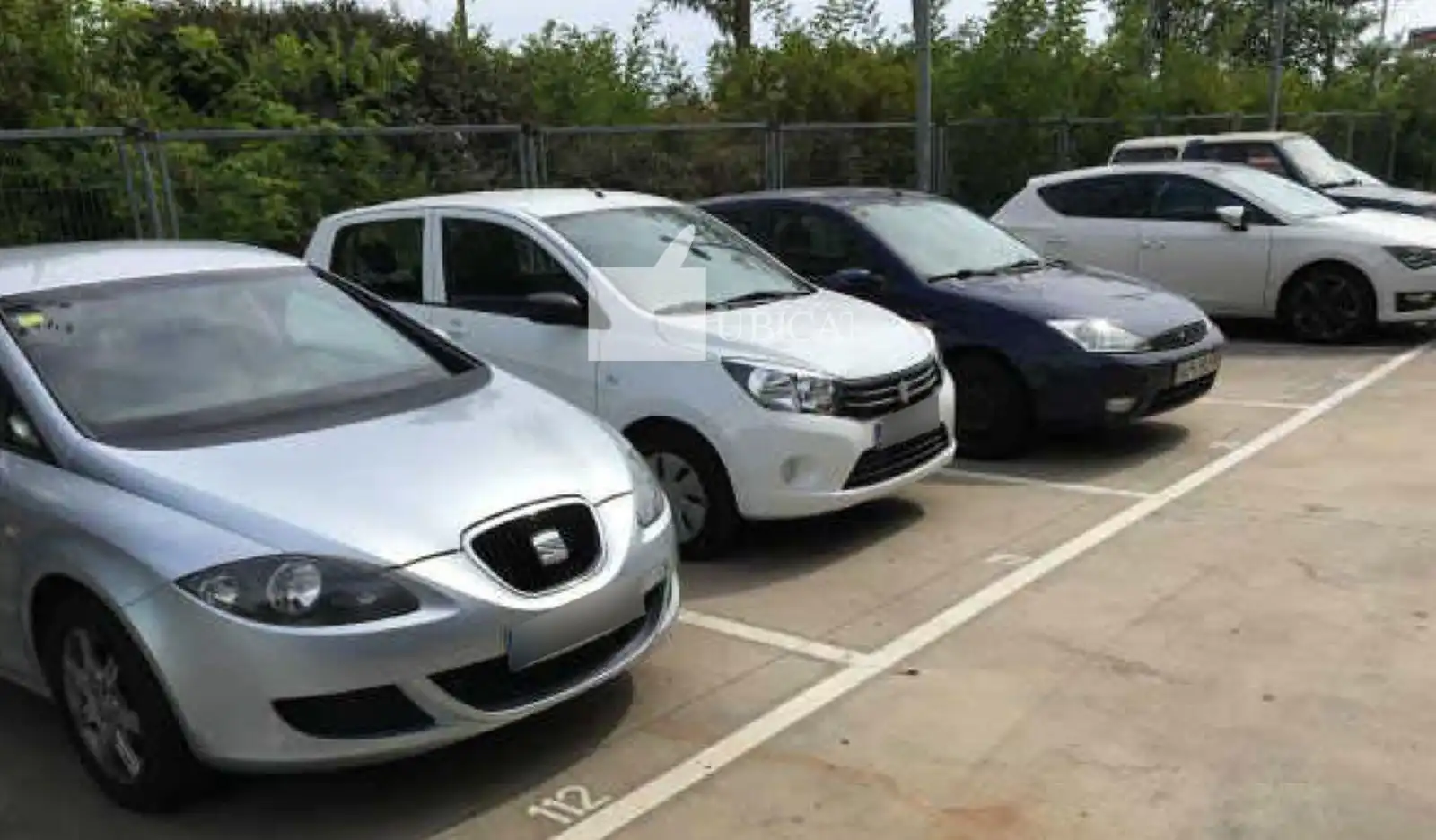 Aparcament de Nau industrial en venda en Badalona