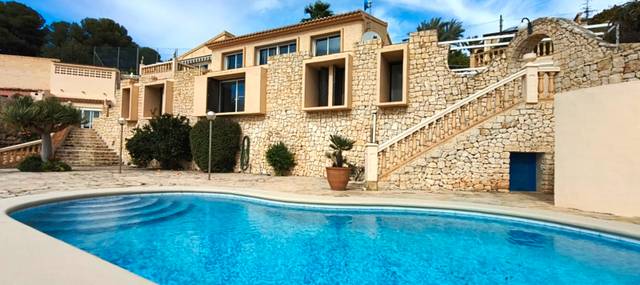 Casa-chalet en Venta en Manzanera - Tosal