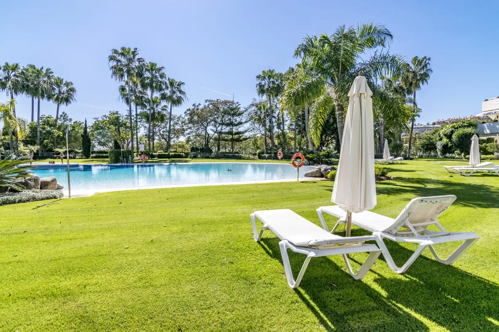 Apartment with pool for sale in Nueva Andalucía, imagen 32