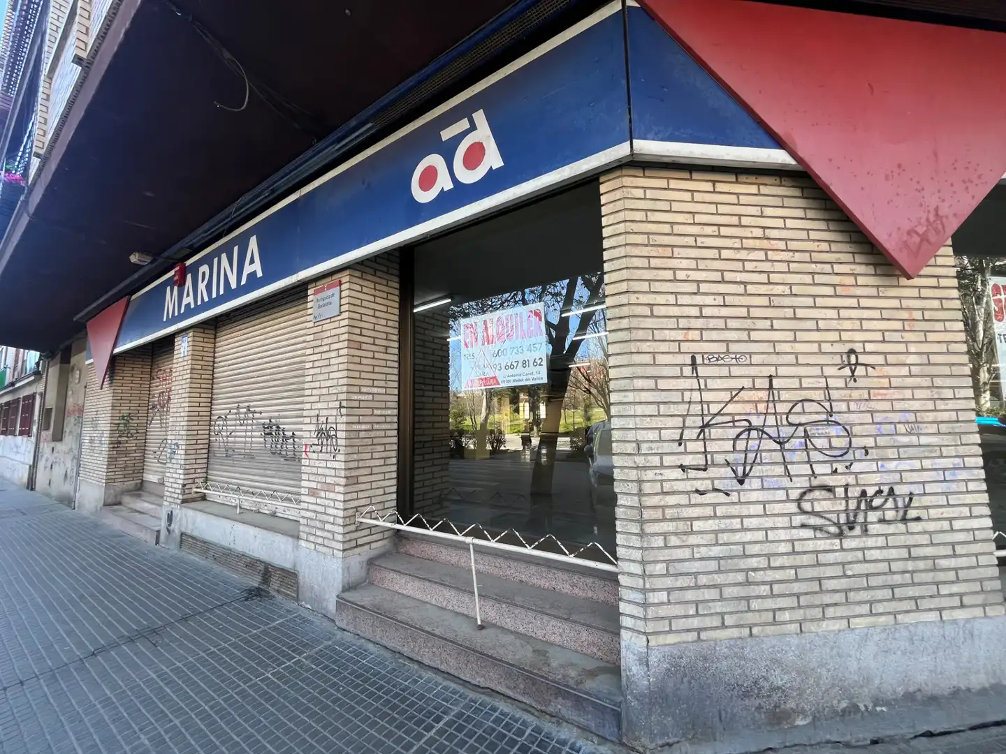 Local de alquiler en Mollet del Vallès con Alarma