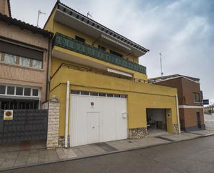 Exterior view of Flat for sale in Arroyo de la Encomienda  with Terrace and Storage room