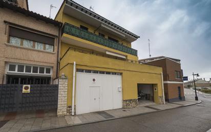 Exterior view of Flat for sale in Arroyo de la Encomienda  with Terrace and Storage room