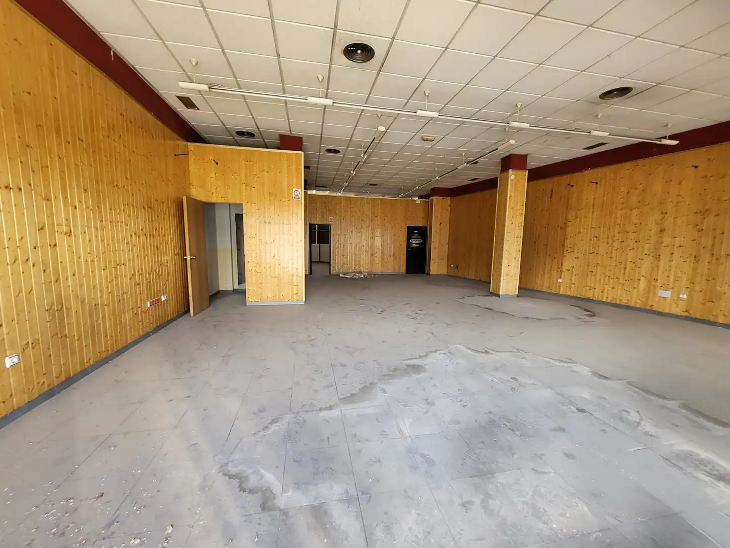 Local commercial à vendre à Carretera de Madrid 1, imagen 2