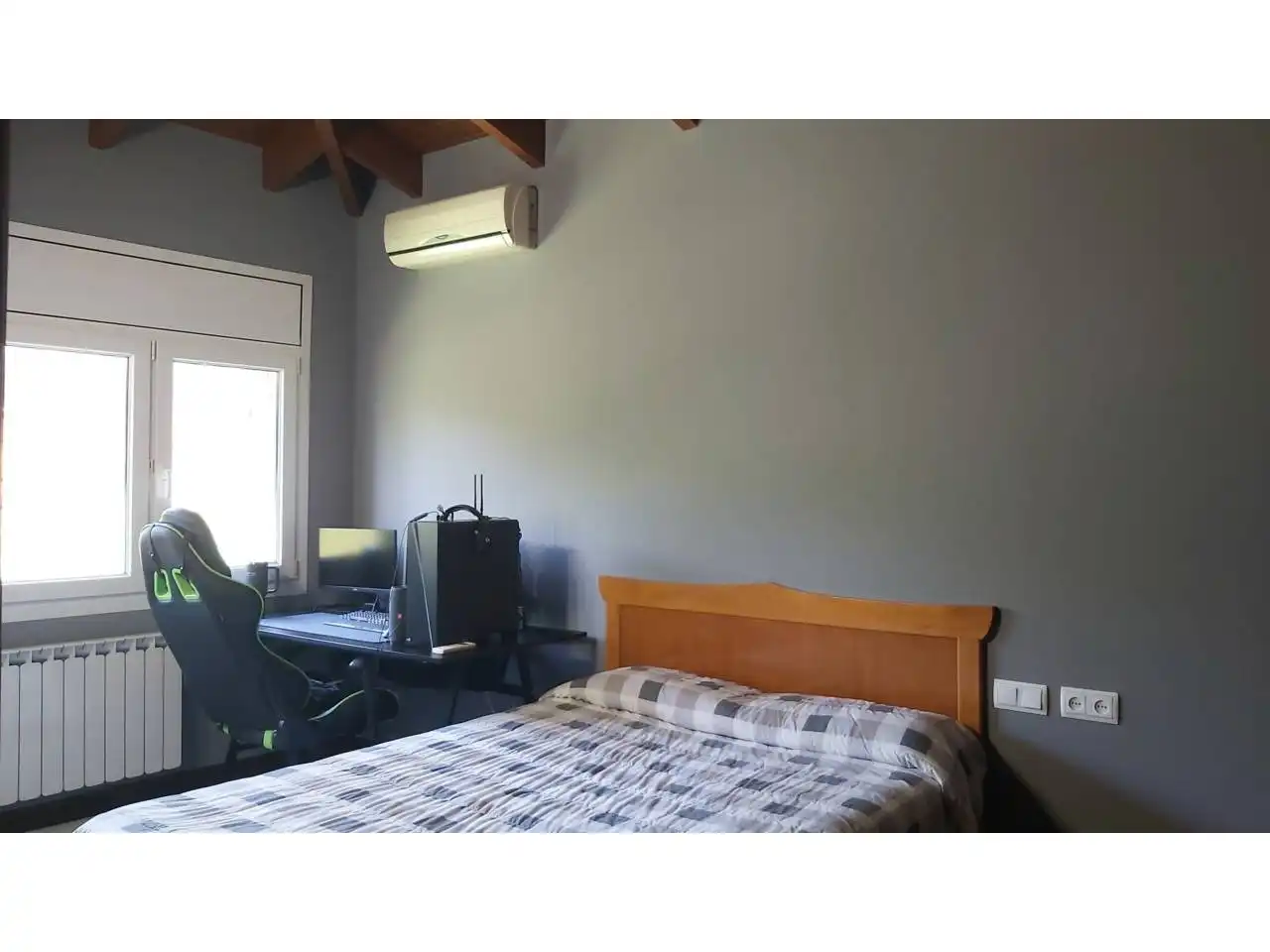 Bedroom of Houses for rent in Sant Cugat del Vallès  with Air Conditioner, Heating and Private garden